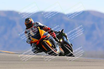 media/Mar-12-2022-SoCal Trackdays (Sat) [[152081554b]]/Turn 9 (220pm)/